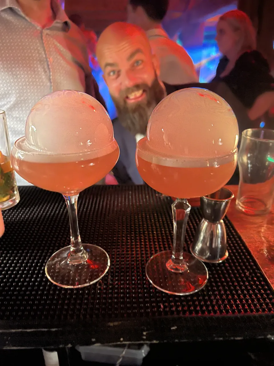 Cocktails med røgbobler