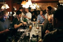 Cocktail Kursus København - Cocktailkursus København - Cocktail Kurser - Sjov Teambuilding - Cocktailkursus til firma - Firma teambuilding