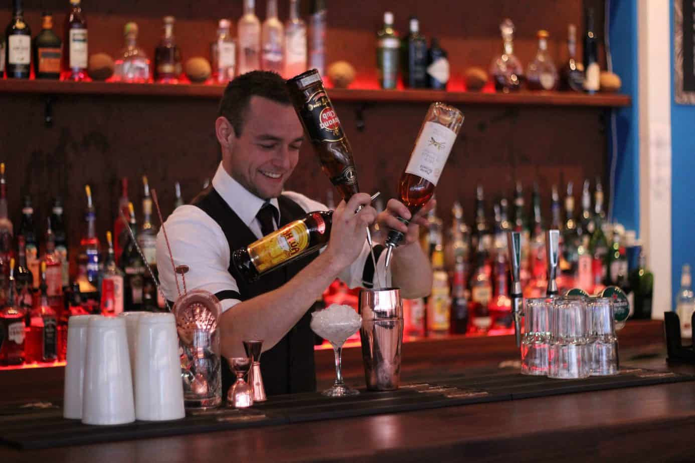 The Best Mobile Bar Hire? We will make your event magic! : Get Bartender